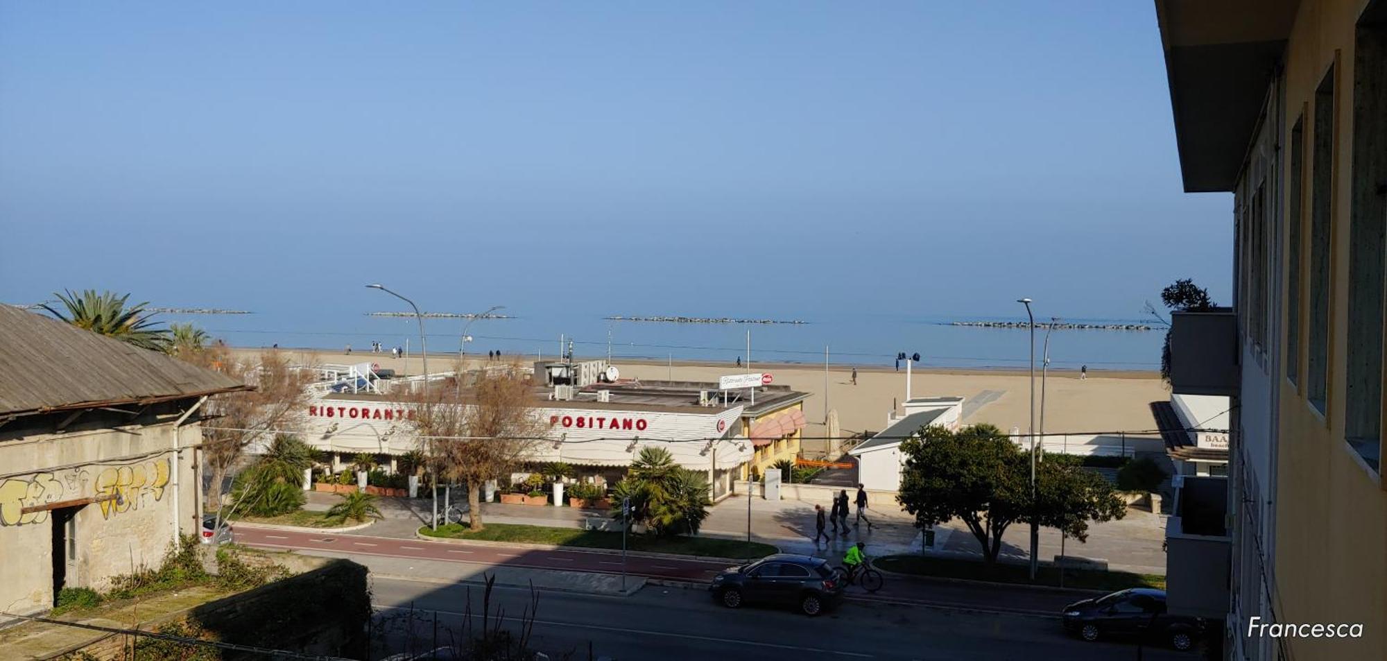 Casa Di Pipo - Appartamento Davanti Al Mare Pescara Zewnętrze zdjęcie